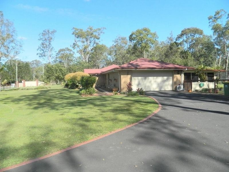 2-8 Pepperina Drive, Stockleigh QLD 4280