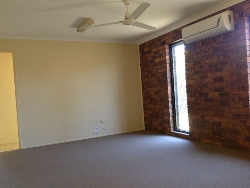 27 Dryade Street, Regents Park QLD 4118