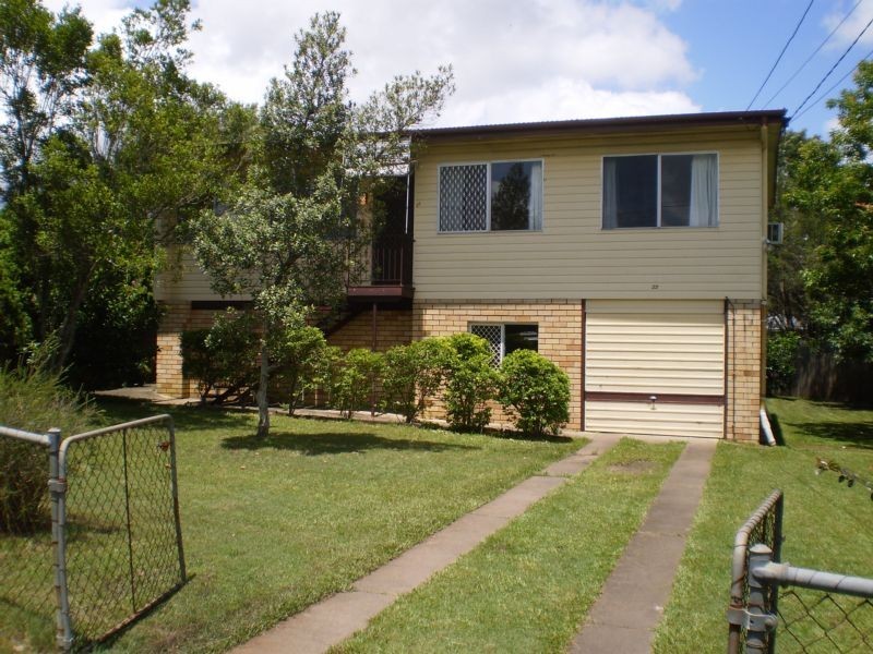 22 Myra Street, Kingston QLD 4114