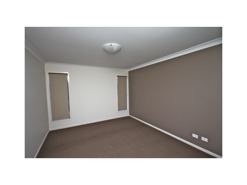 12 Pelsart Place, Jimboomba QLD 4280