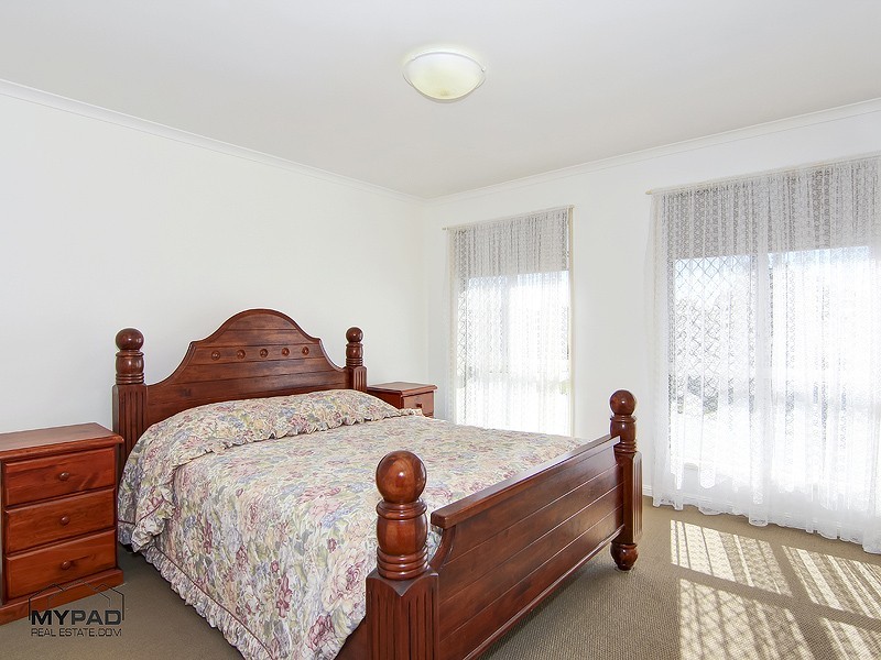 137 Glenfield Street, Parkinson QLD 4115