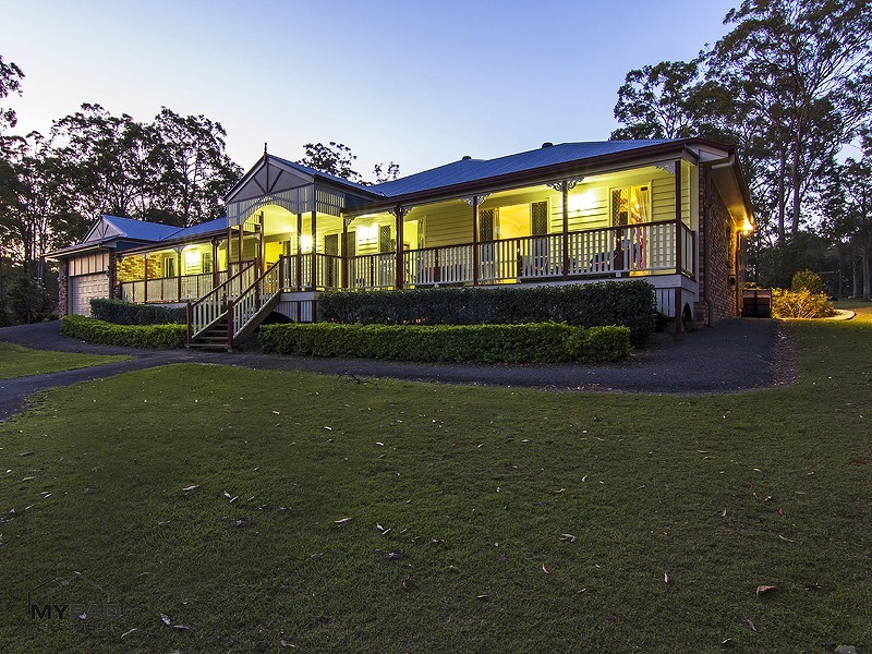 60 Bowerbird Close, Greenbank QLD 4124