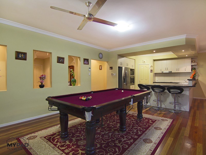 60 Bowerbird Close, Greenbank QLD 4124