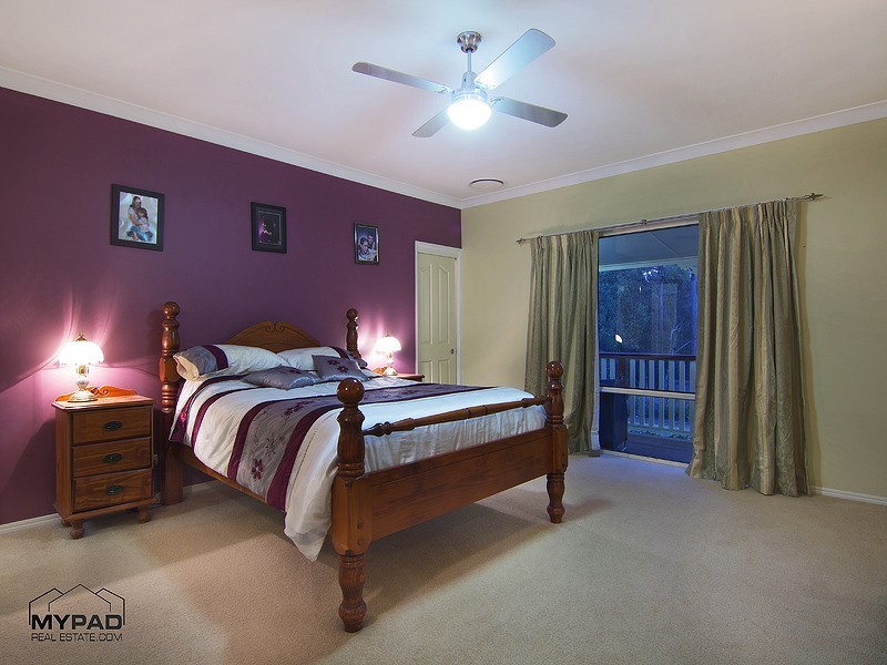 60 Bowerbird Close, Greenbank QLD 4124