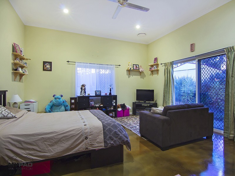 60 Bowerbird Close, Greenbank QLD 4124