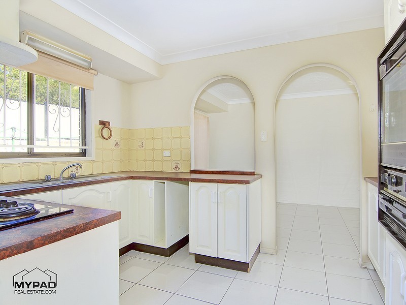 19 SOLFERINO, Durack QLD 4077