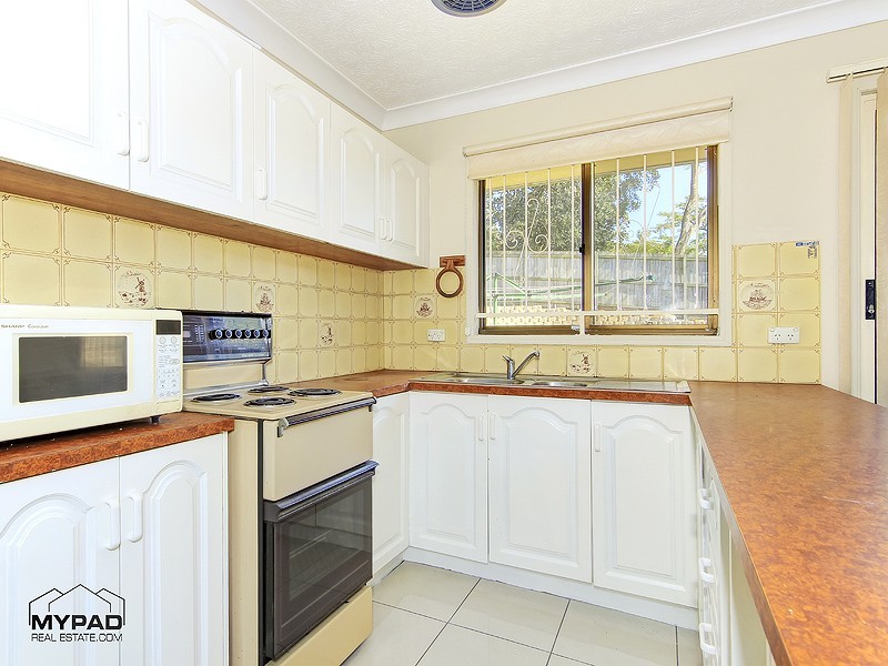 19 SOLFERINO, Durack QLD 4077