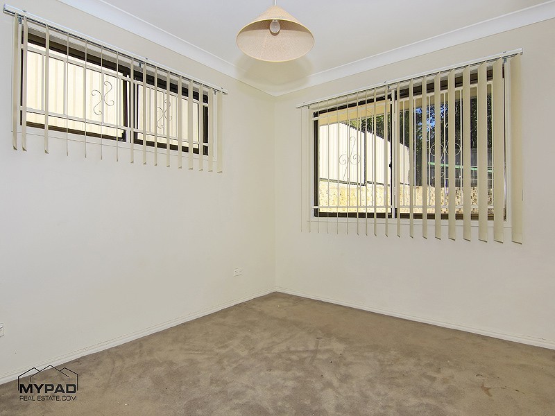 19 SOLFERINO, Durack QLD 4077