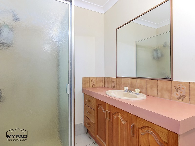19 SOLFERINO, Durack QLD 4077