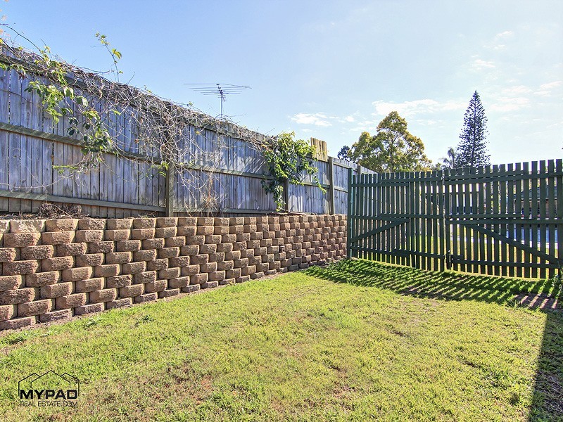 19 SOLFERINO, Durack QLD 4077