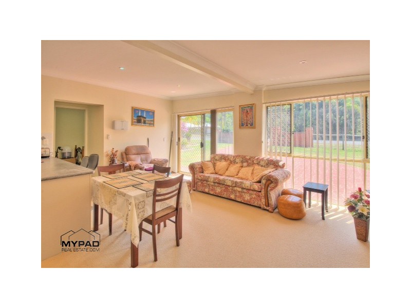 1-9 Yellowstone Court, Munruben QLD 4125