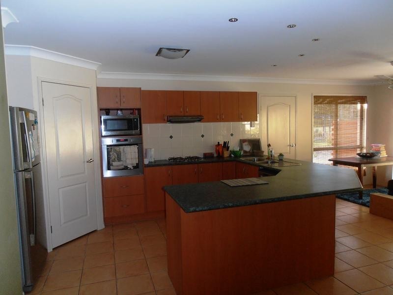 11-13 Windmill Cl, New Beith QLD 4124
