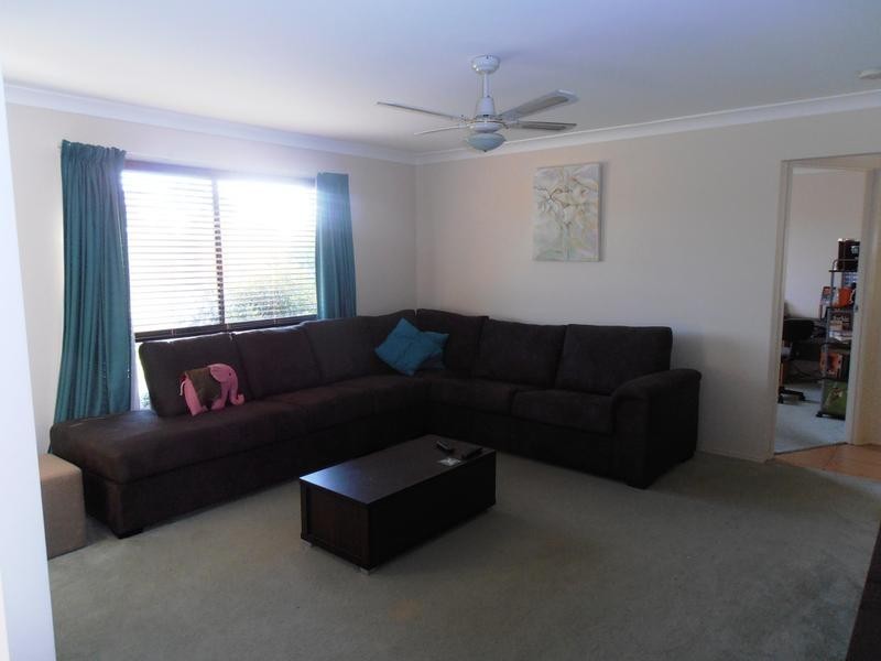 11-13 Windmill Cl, New Beith QLD 4124