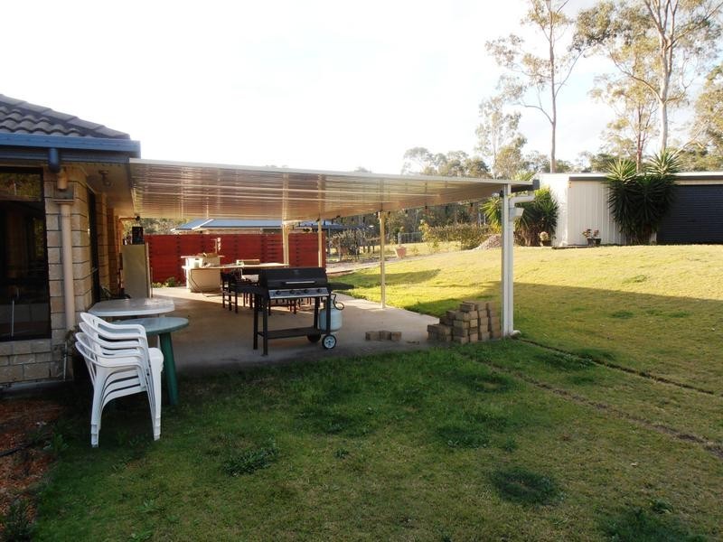 11-13 Windmill Cl, New Beith QLD 4124