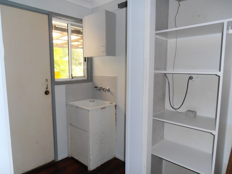 7 Castile Cres, Holmview QLD 4207