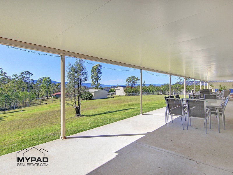 14 Borrowdale Court, Mundoolun QLD 4285