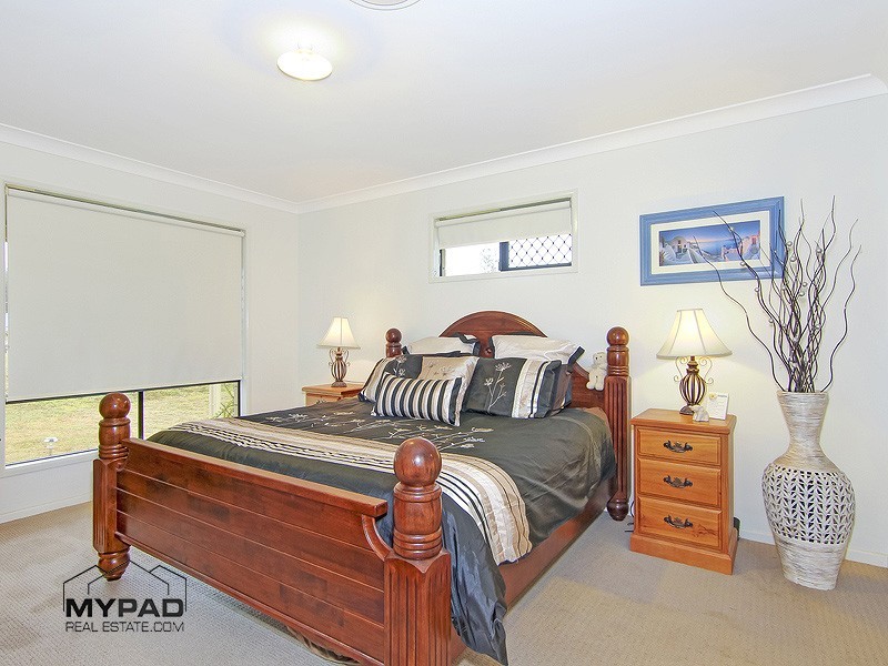 14 Borrowdale Court, Mundoolun QLD 4285
