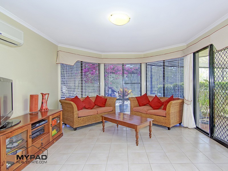 24 Sandalwood Crt, Jimboomba, Jimboomba QLD 4280