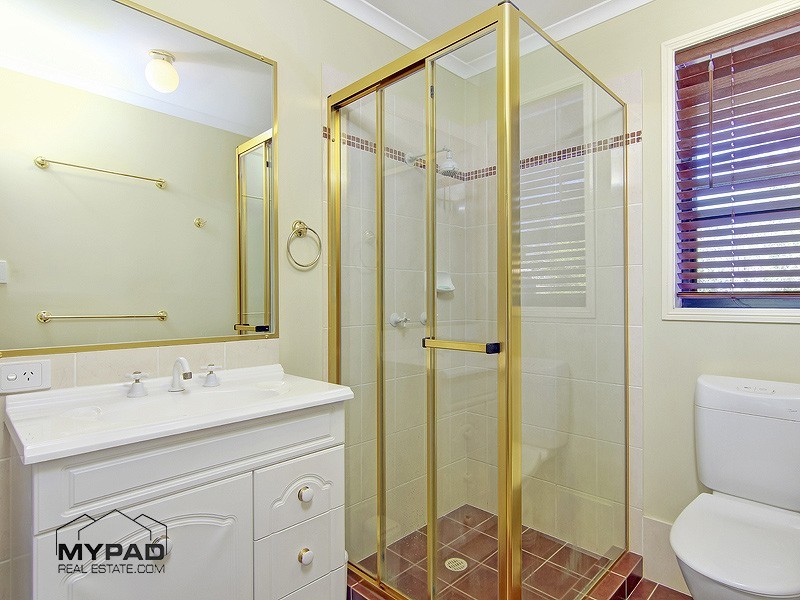 24 Sandalwood Crt, Jimboomba, Jimboomba QLD 4280