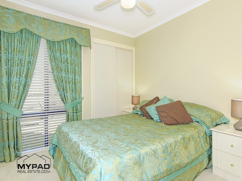 24 Sandalwood Crt, Jimboomba, Jimboomba QLD 4280