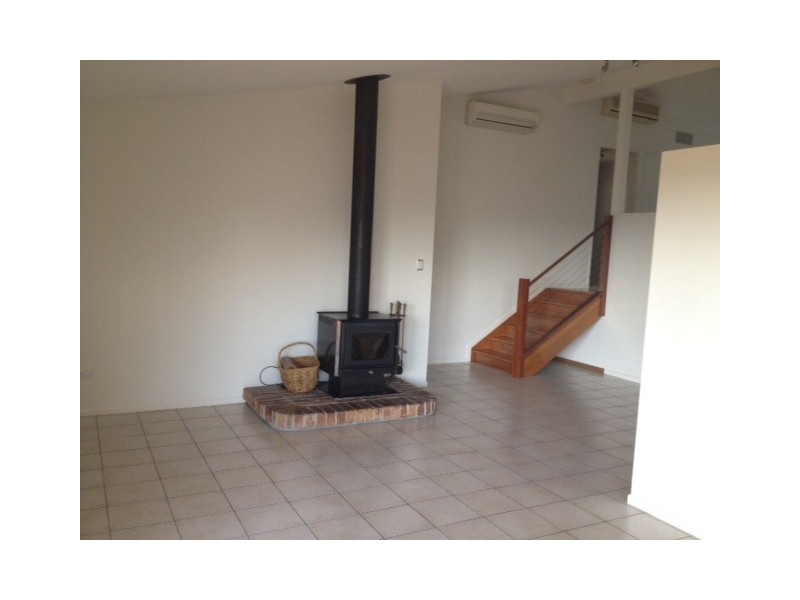 11/5 Meown Crt, Cornubia QLD 4130