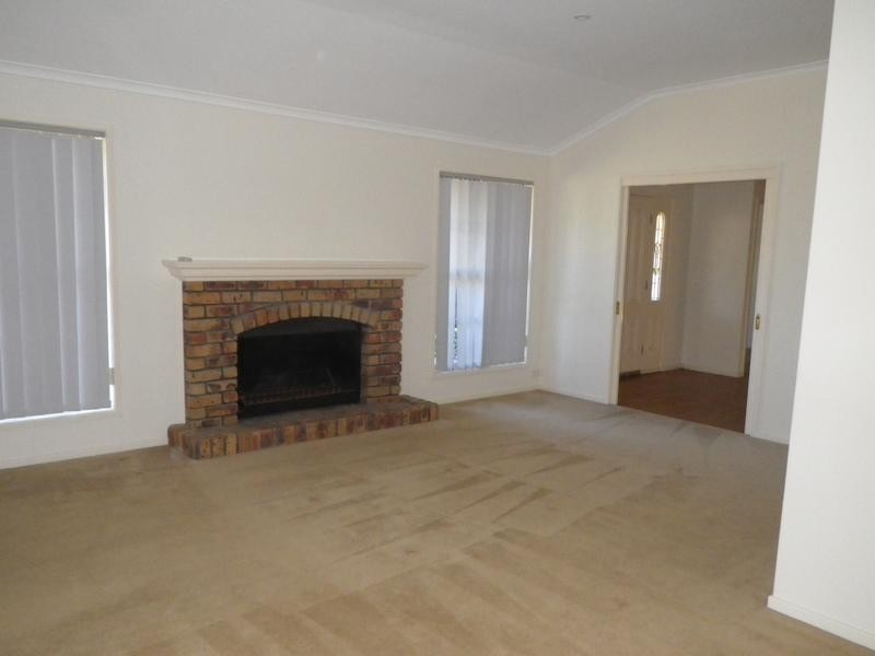 16 Geodorum St, Shailer Park QLD 4128