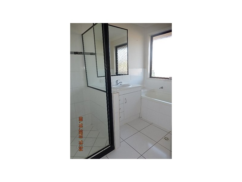 Regents Park QLD 4118