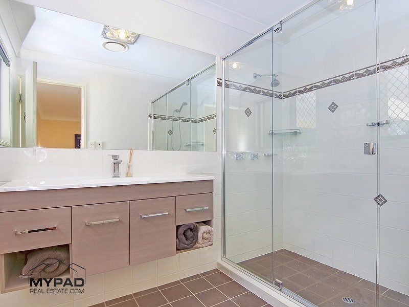 169 Equestrian Drive, New Beith QLD 4124