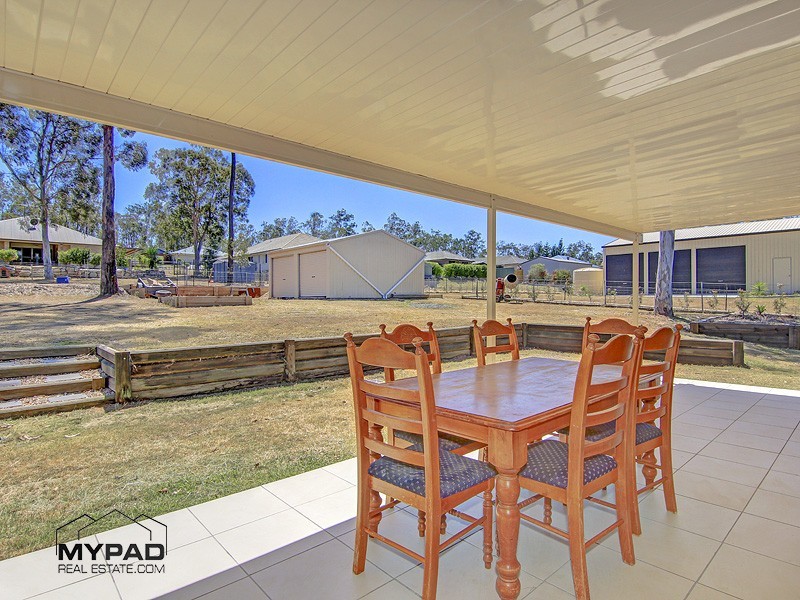 52 Gumview Crescent, Jimboomba QLD 4280