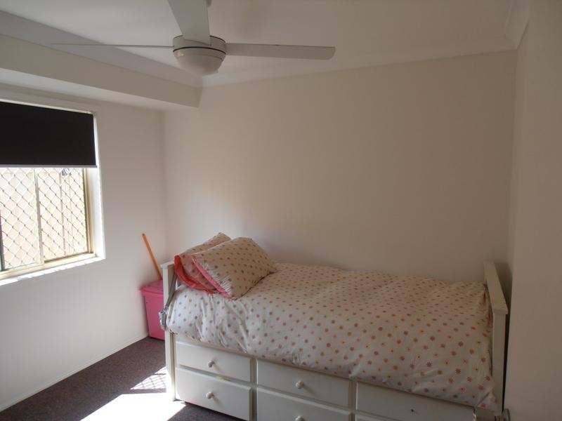 8 Yeoman Court, Boronia Heights QLD 4124