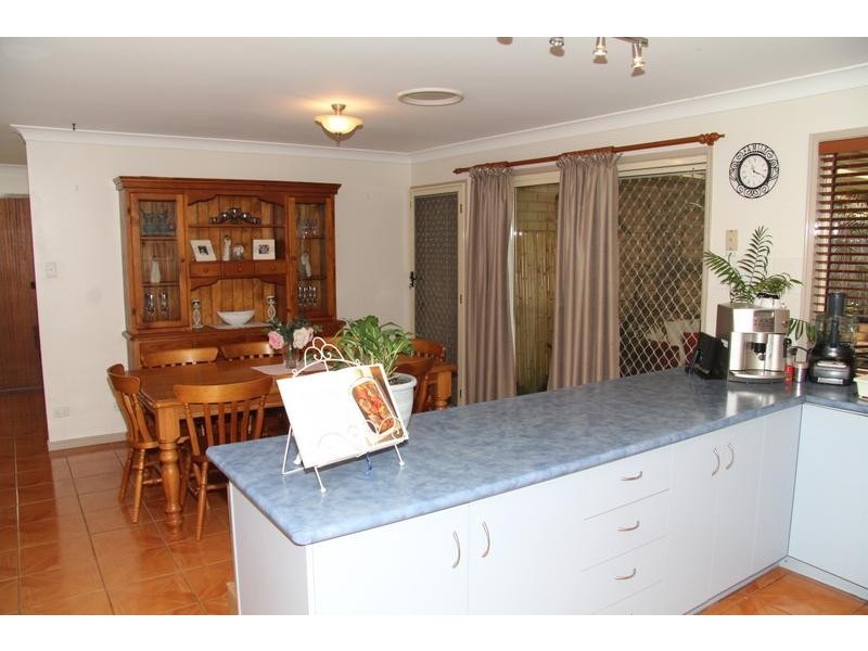 7 Rosa Court, Camira QLD 4300