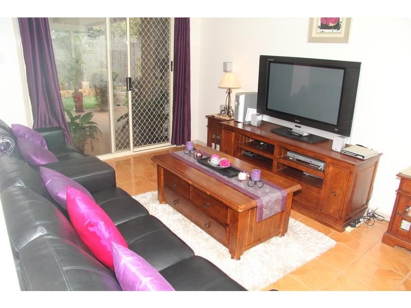 7 Rosa Court, Camira QLD 4300