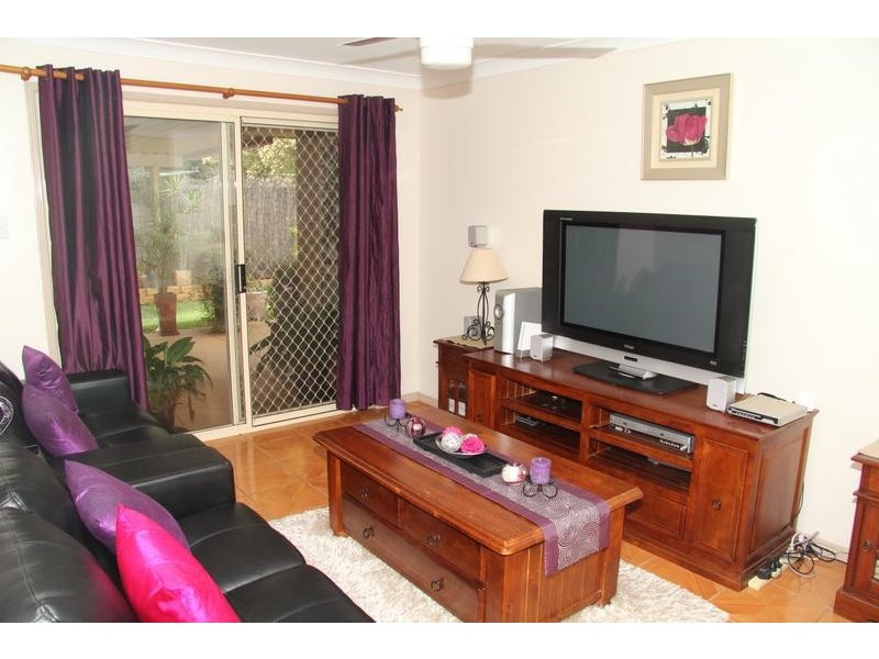 7 Rosa Court, Camira QLD 4300