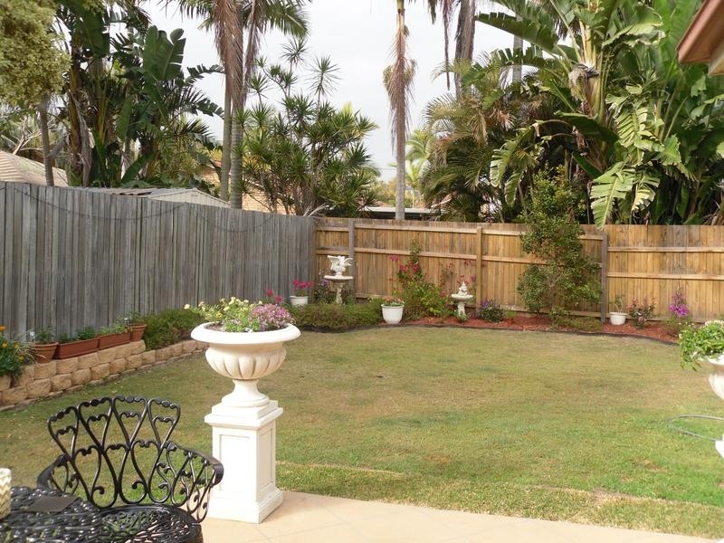 7 Rosa Court, Camira QLD 4300