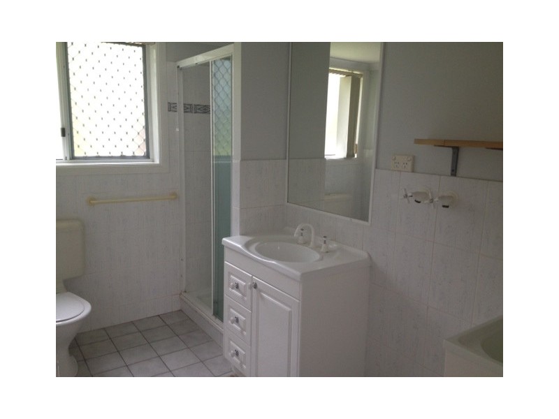 2/16-18 Nicklin St, Coorparoo QLD 4151