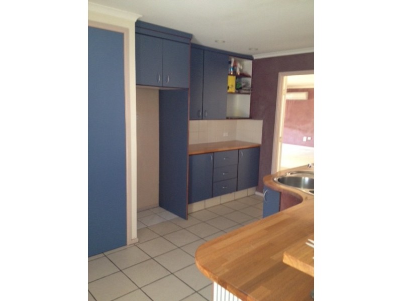 21 Jilbard Drv, Springwood QLD 4127