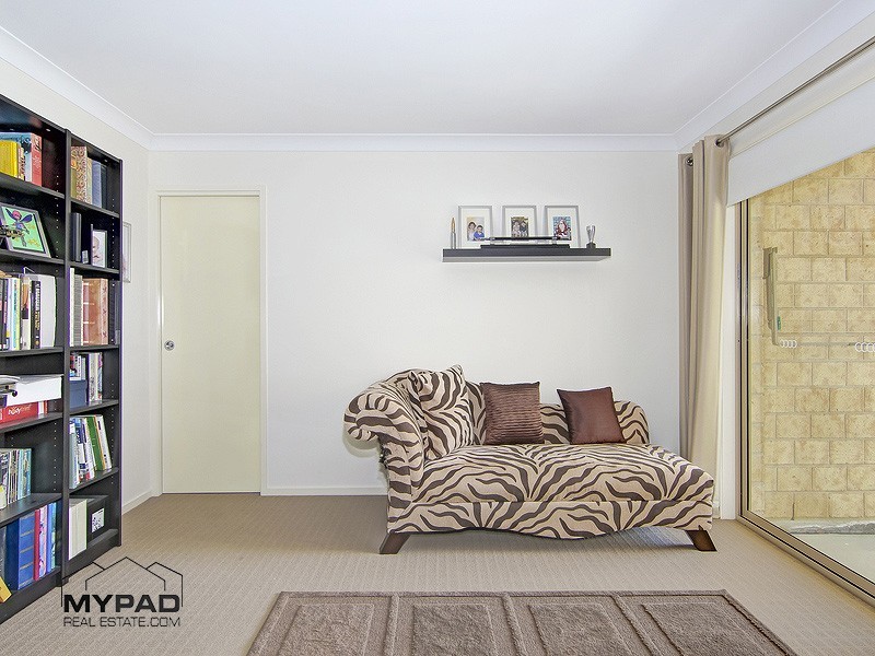 40 Prince Of Wales Court, Mundoolun QLD 4285