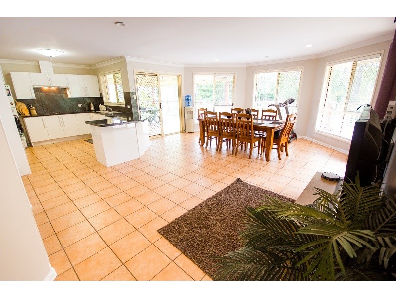 38-40 Horseshoe Crescent, New Beith QLD 4124