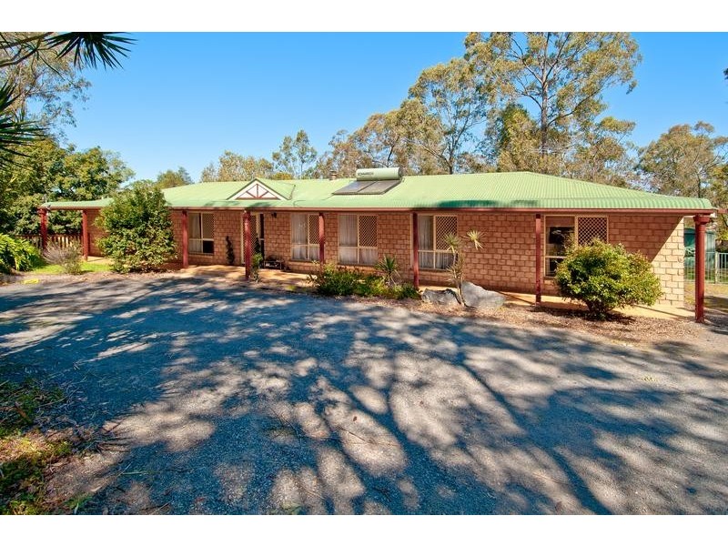 38-40 Horseshoe Crescent, New Beith QLD 4124