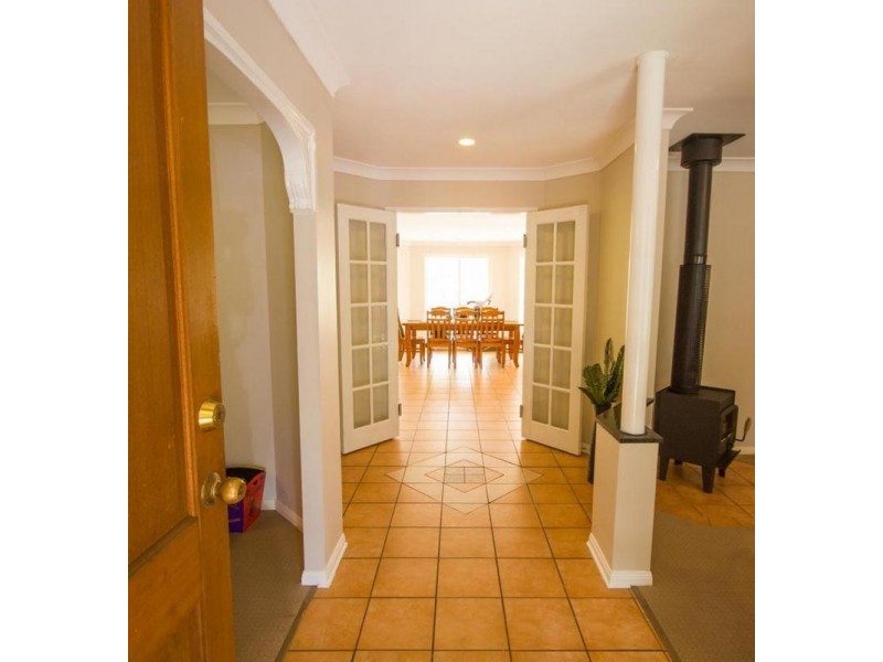 38-40 Horseshoe Crescent, New Beith QLD 4124