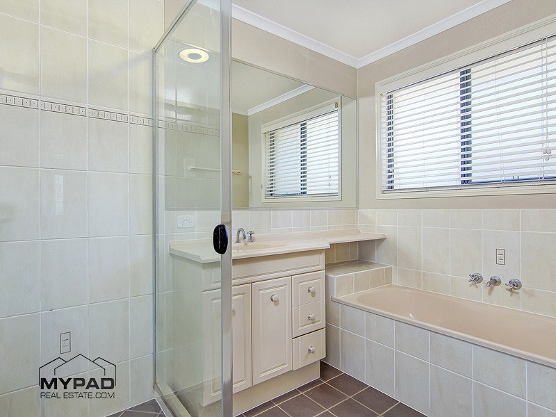 5-7 Laurina Drive, New Beith QLD 4124