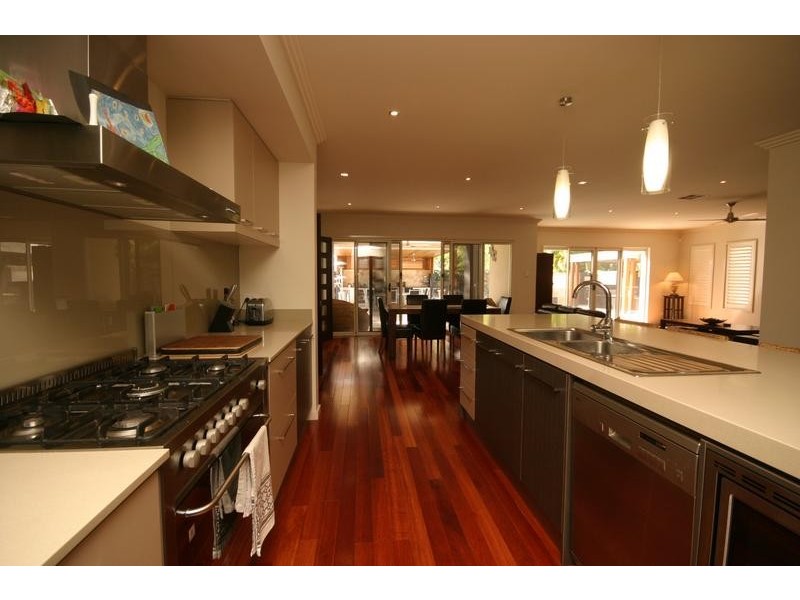 3 Cranleigh Crt, Shailer Park QLD 4128