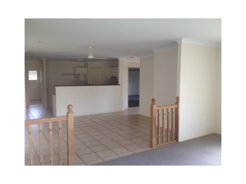 14 Robur St, Marsden QLD 4132