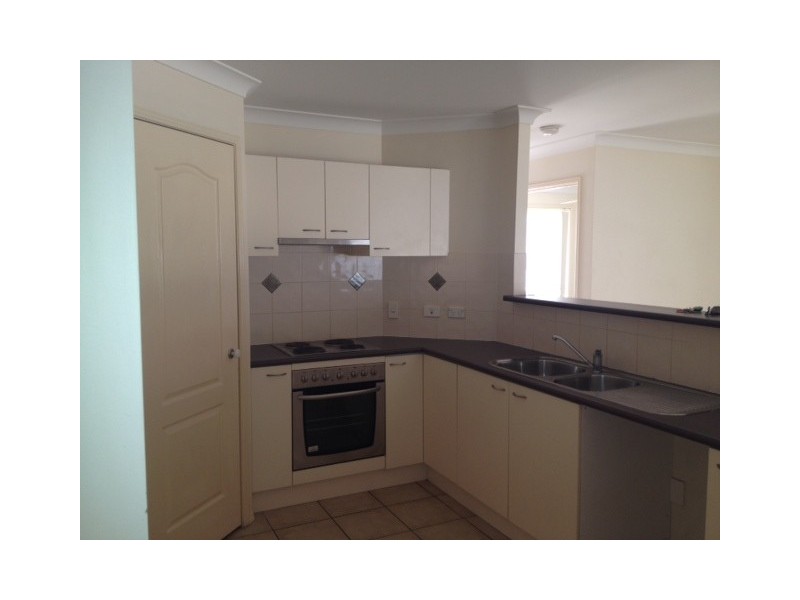 14 Robur St, Marsden QLD 4132