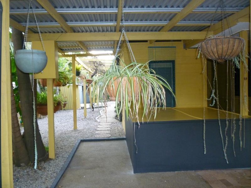 6 Leonard street, Kingston QLD 4114