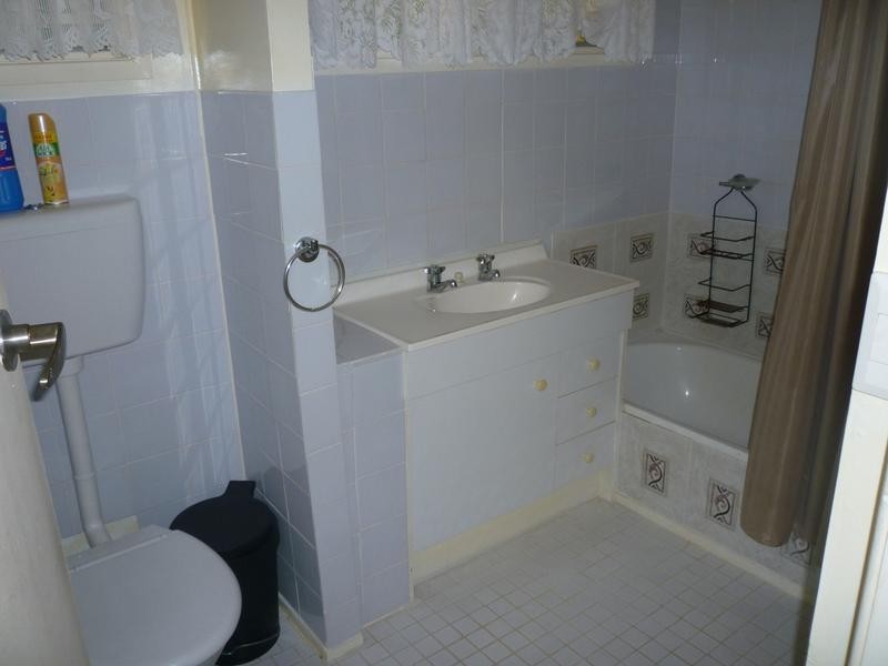 6 Leonard street, Kingston QLD 4114