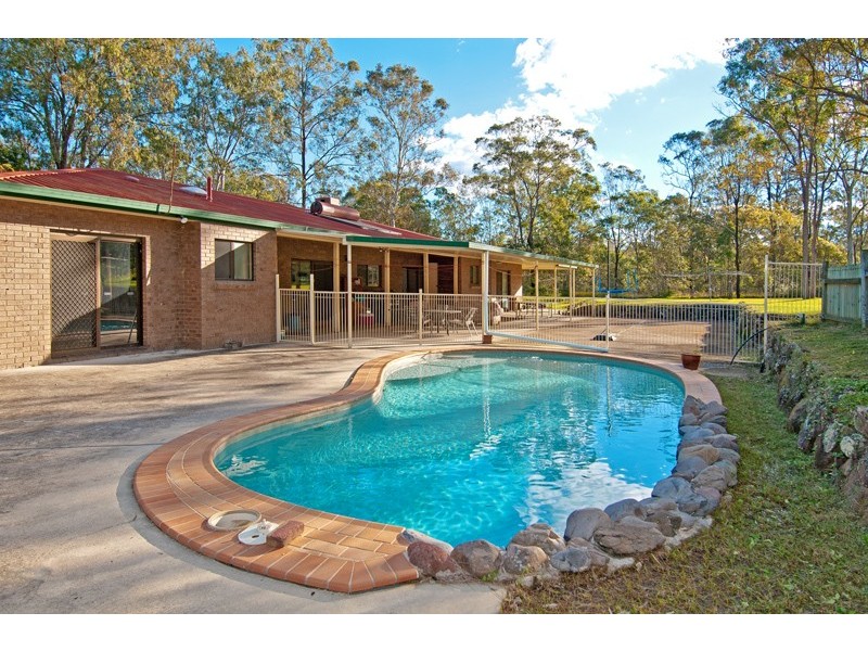 104-114 Pennine Dr, South Maclean QLD 4280