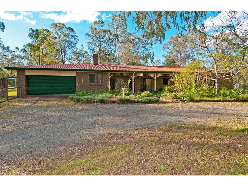 104-114 Pennine Dr, South Maclean QLD 4280