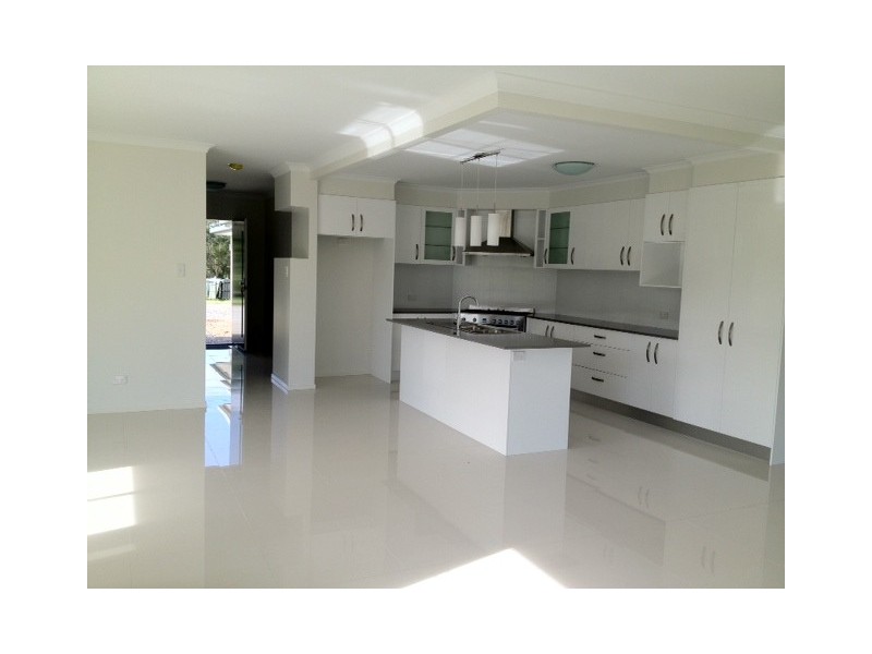 9 Vincent St, Cornubia QLD 4130