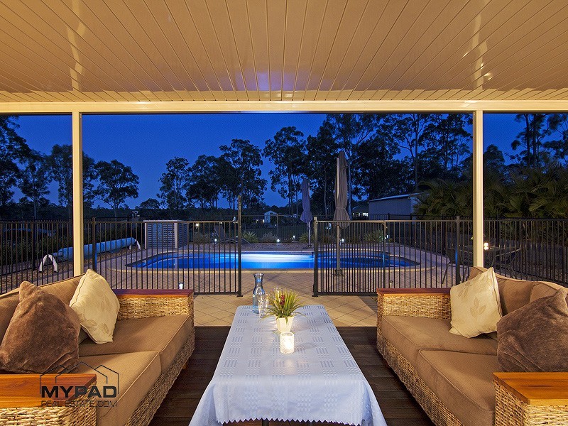 10-12 Laurina Drive, New Beith QLD 4124